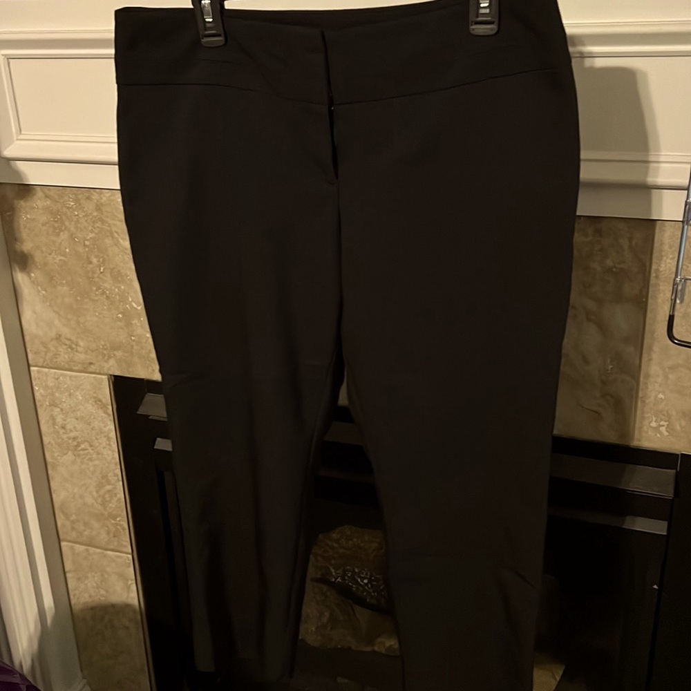 Black Apt 9 Torie Capri Dress Pants